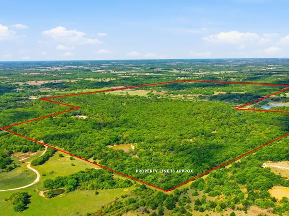 2197 Netherly Ln, Forestburg, TX 76239
