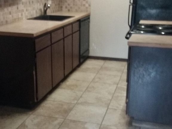 5th image of 2707 E 37th Ave APT 212