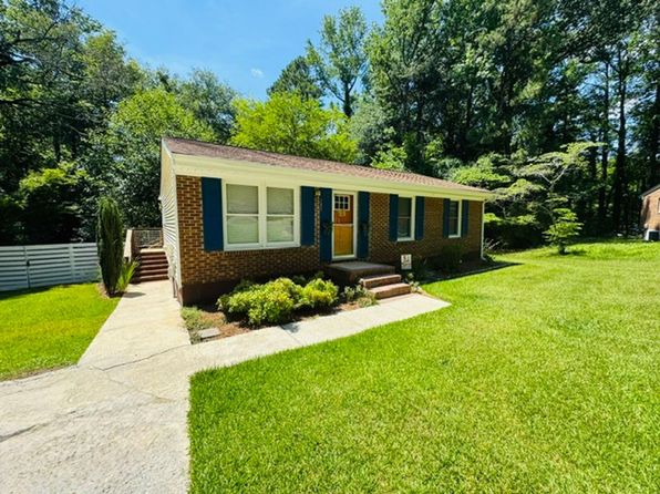 107 Hillbrook Ct, Garner, NC 27529