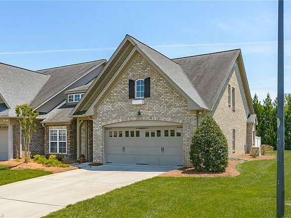 2nd image of 100 Sweetwater Ct