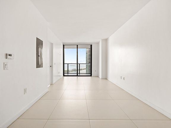 4th image of 501 NE 31st St Unit 2305