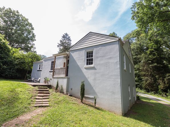 516 W King St
