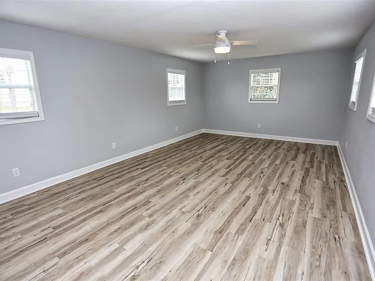 101 Bonita Ave — Photo 7