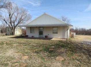 2323 N Sooner Rd, Chickasha, OK 73018