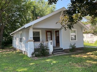 2106 W Walnut St, Springfield, MO 65806