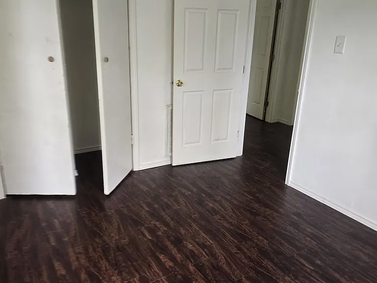 1716 Karen Ln #2 — Photo 3