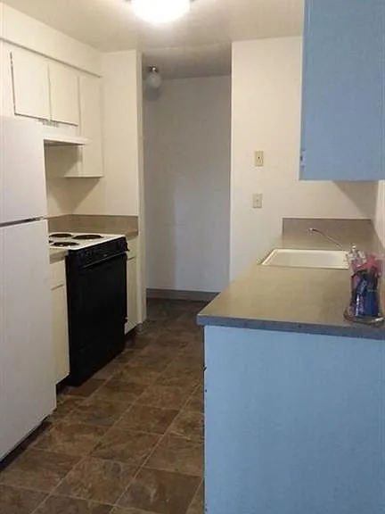 951 NE Linden Ave — Photo 8