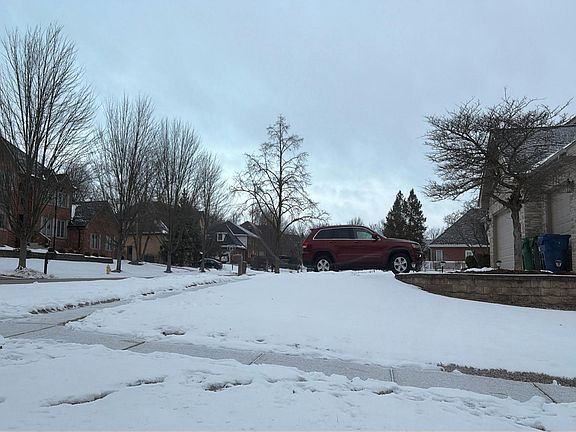 4th image of 15422 Sharon Dr