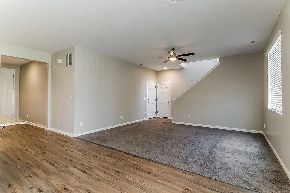 4 bed, 3.0 bath, 2030 sqft, $2,570 — Photo 4