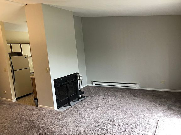 Fireplace in Livingroom