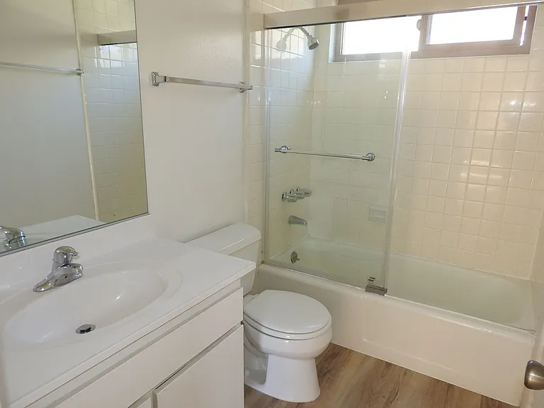4944 Narragansett Ave — Photo 21