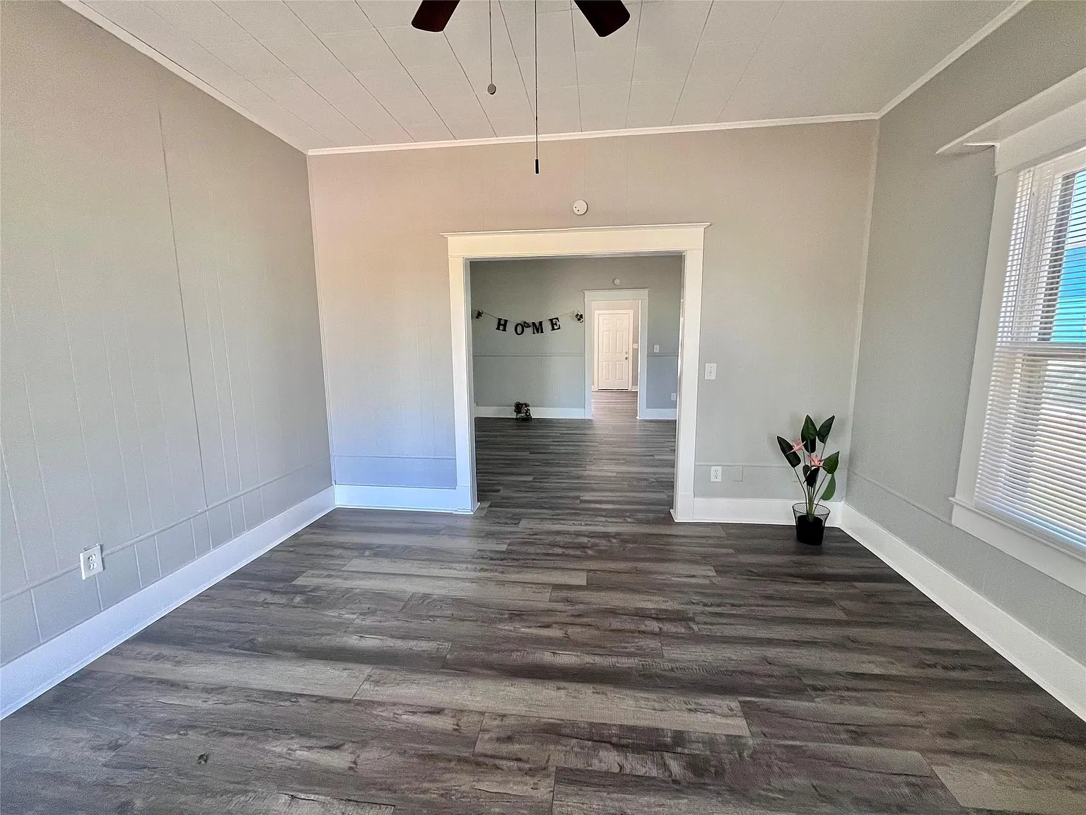 2 bed, 1.0 bath, 1184 sqft, $1,550 — Photo 3