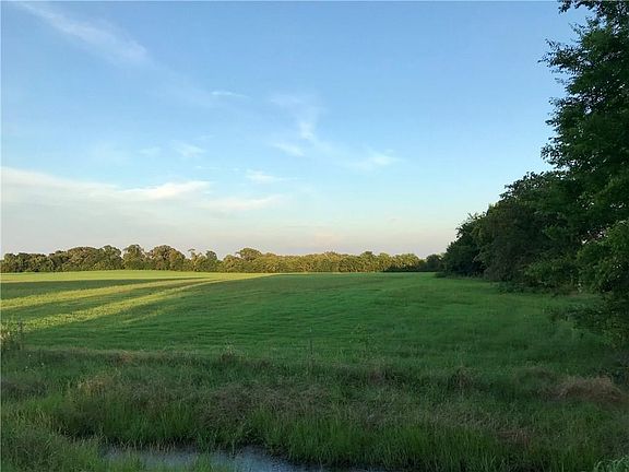 3rd image of 4 County Road 1110