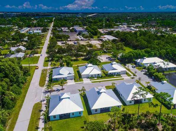 3451 SW Loggerhead Ct, Palm City, FL 34990