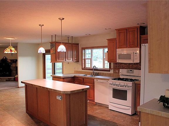 3rd image of 8360 Brusio Ln
