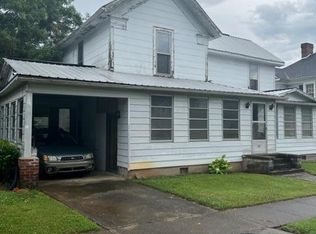 322 Tucker St, Erwin, TN 37650