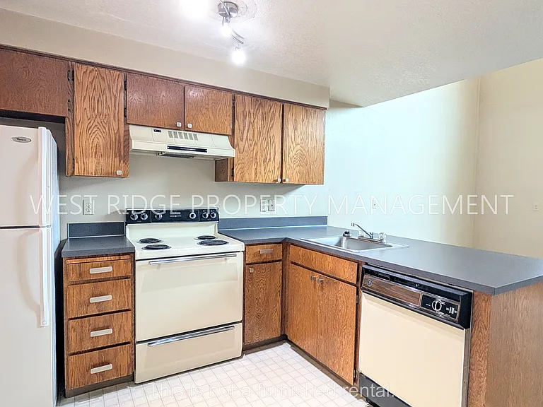 9622 SW 41st Ave #9622 — Photo 6
