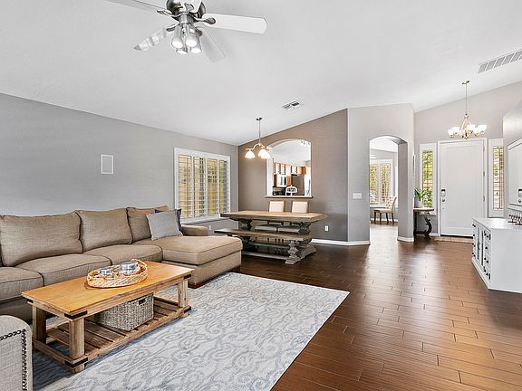 5th image of 3992 S Camellia Ct