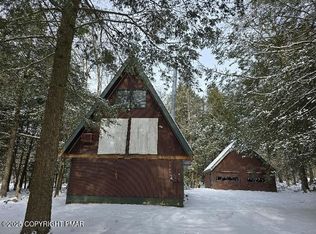 1158 Navajo Trl, Gouldsboro, PA 18424