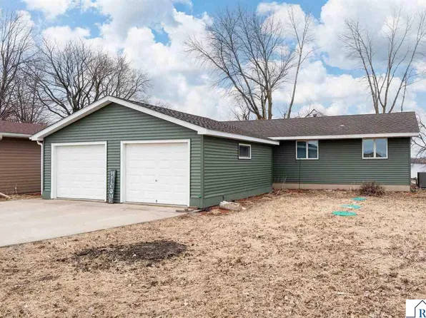 17009 Dickenson Ln, Waterville, MN 56096