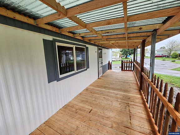 4th image of 34505 Riverside Dr SW Unit 23