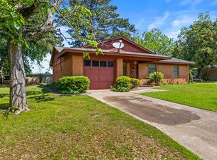 104 Hilltop Dr, Naples, TX 75568