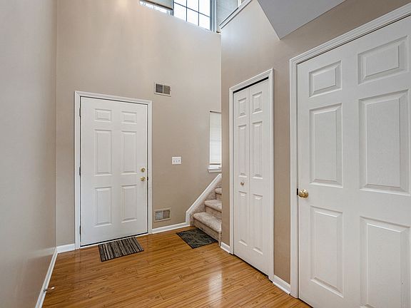 4th image of 3931 Brighton Ln Unit 152