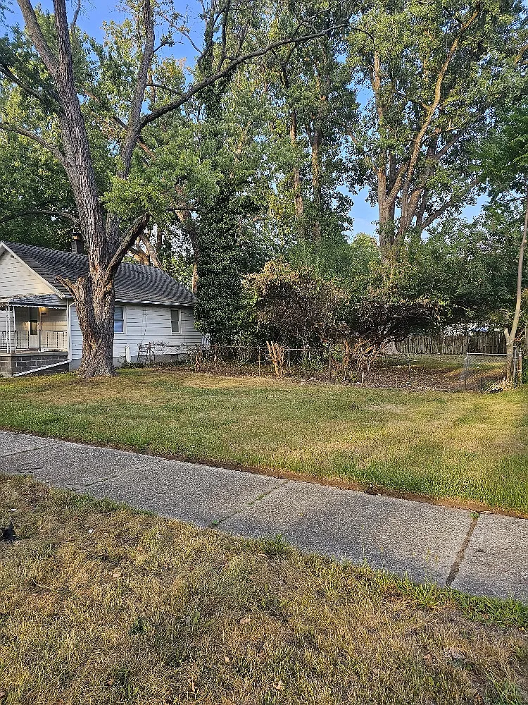 3 bed, 1000 sqft, $1,150 — Photo 4