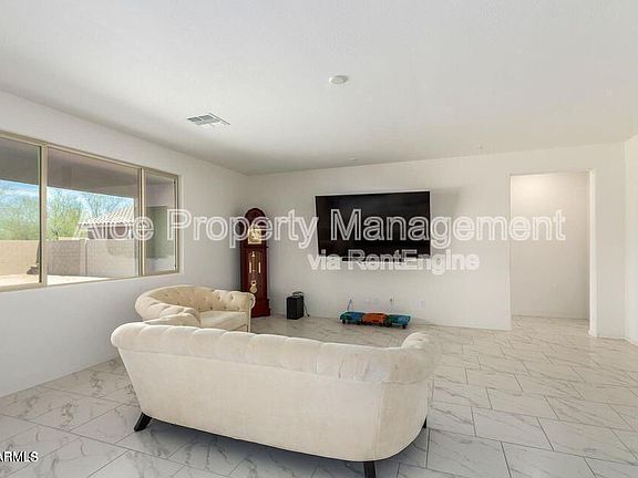 5th image of 40838 W Somers Dr