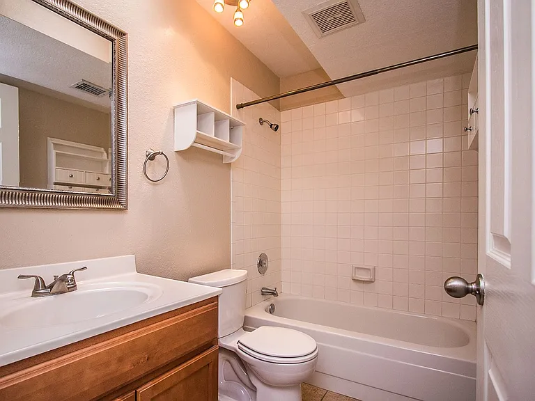 7755 E Thomas Rd #18 — Photo 18
