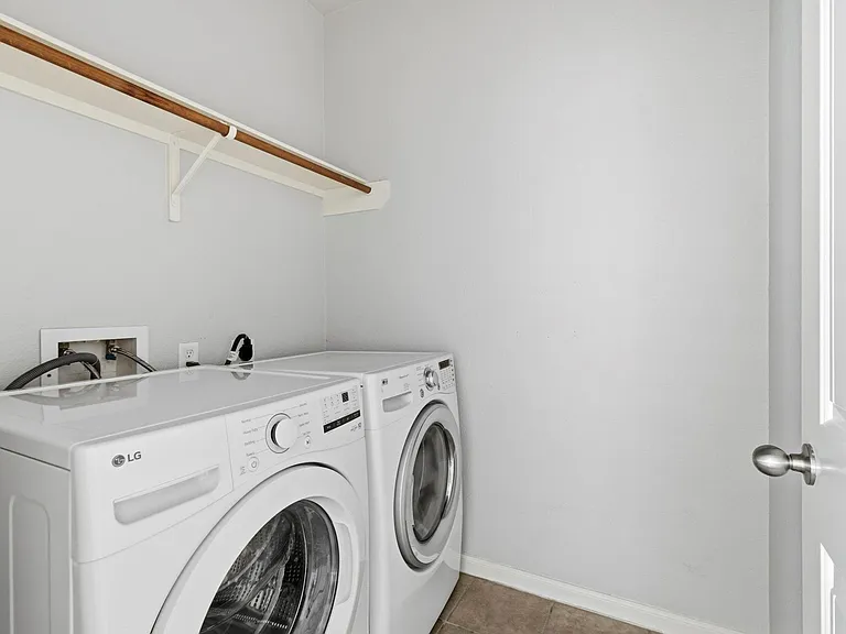 11502 Stonepine Meadow Ct — Photo 17