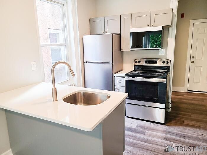 1st image of 2325 N 16th St #2R