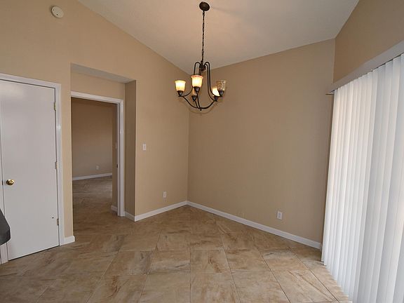 4th image of 11840 Regal Banner Ln