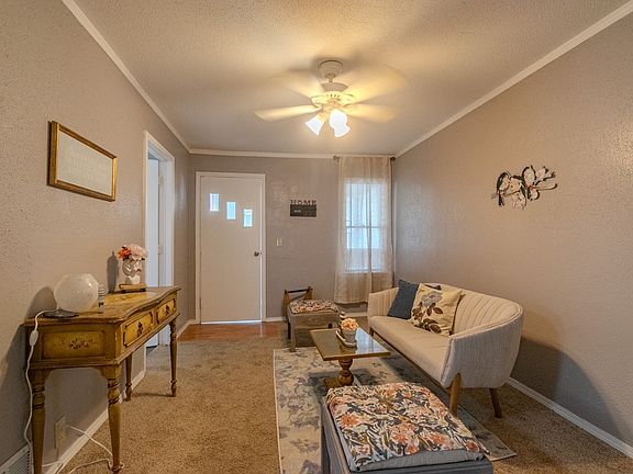 5th image of 2642 Hanson St
