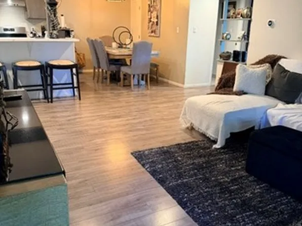 3717 Country Club Dr, Long Beach, CA 90807