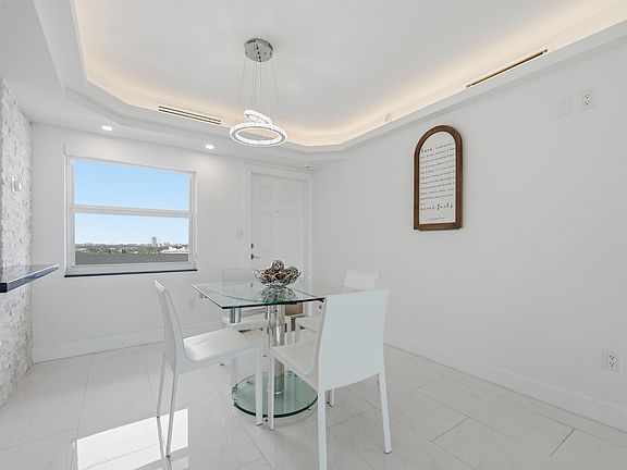 5th image of 333 NE 21st Avenue #1422