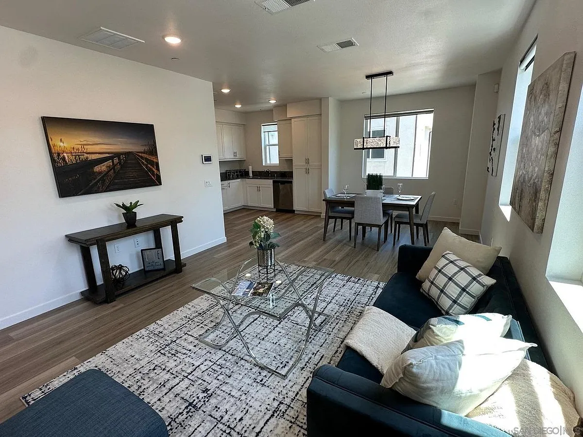 Unit Photo - 5402 Sand Arch Ln #198