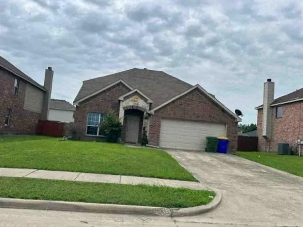 2804 Briarbrook Dr #De, Seagoville, TX 75159
