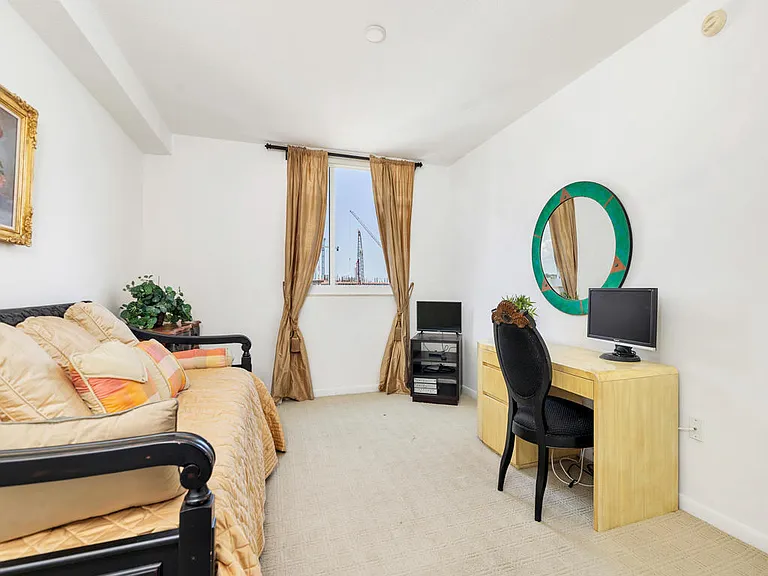 1551 N Flagler Dr #903 — Photo 14