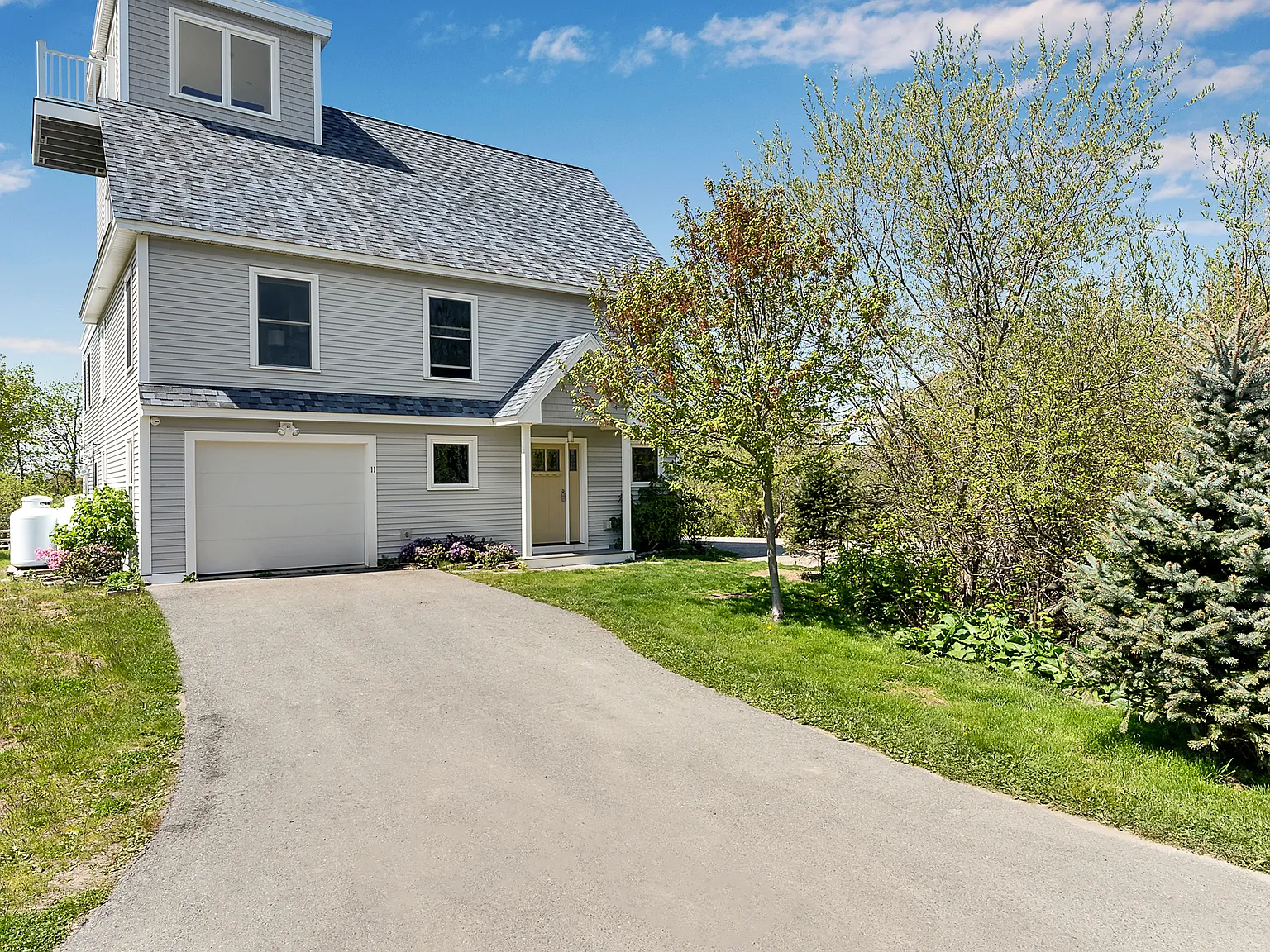 5 bed, 3.5 bath, 2800 sqft, $5,500 — Photo 3