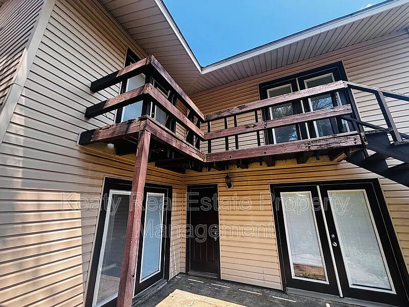 510-4 Fox Run Dr
