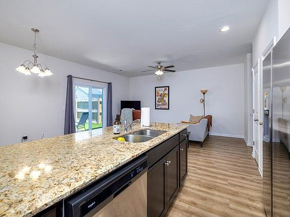 3rd image of 1778 Snead Dr