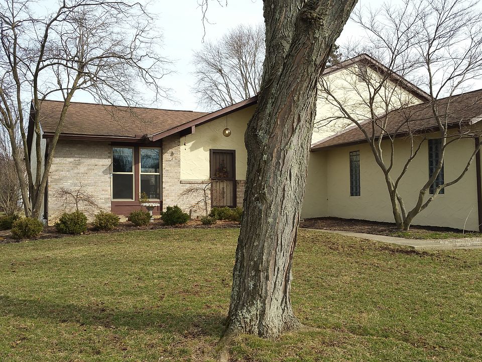 1st image of 6562 Merringer Ave