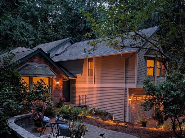 20525 NE 68th Street, Redmond, WA 98053