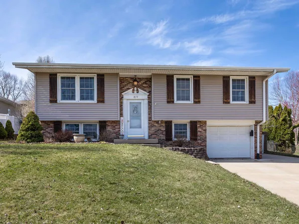 1879 Key Way Dr, Dubuque, IA 52002