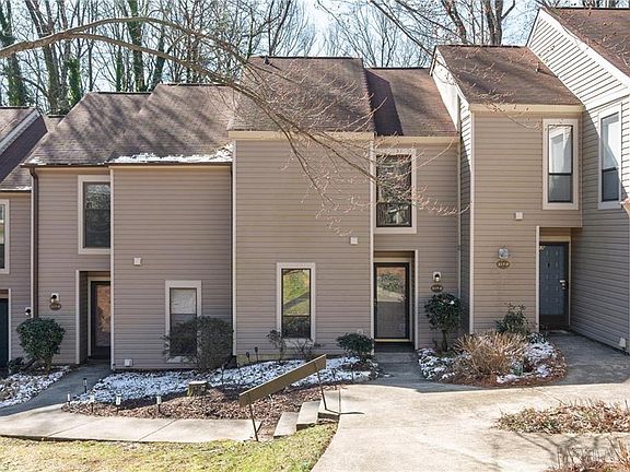 2nd image of 217 Village Ln Unit E