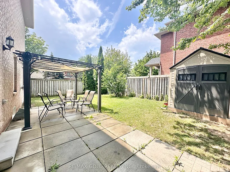 2293 Baronwood Dr — Photo 33