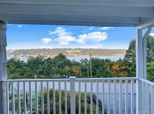 48 Bailey Hill Rd, Groton, CT 06340