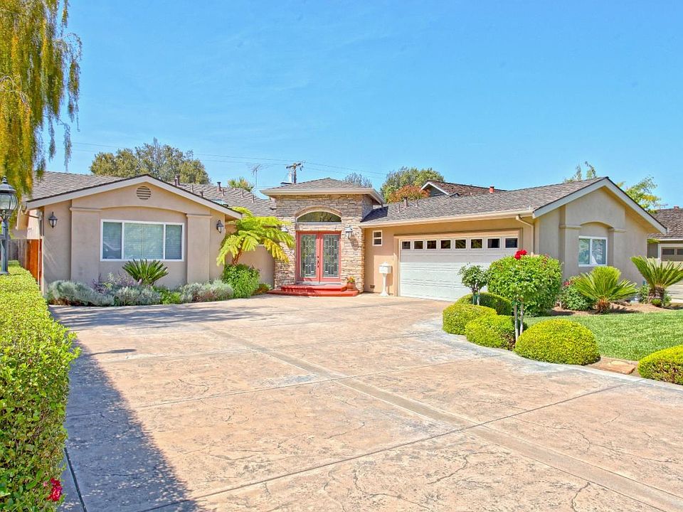 1st image of 1583 Koch Ln