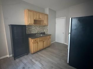 53 Tillinghast St #R2, Newark, NJ 07108